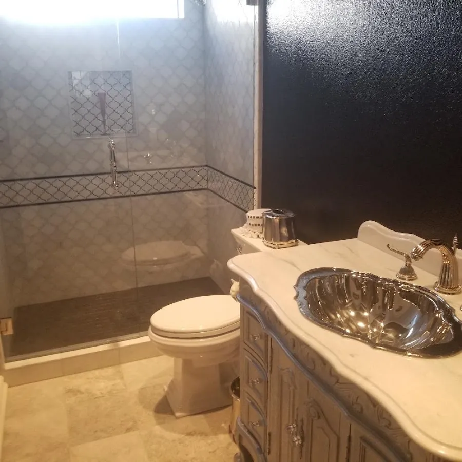 Professional plumbing work and bathroom remodeling in DeBary